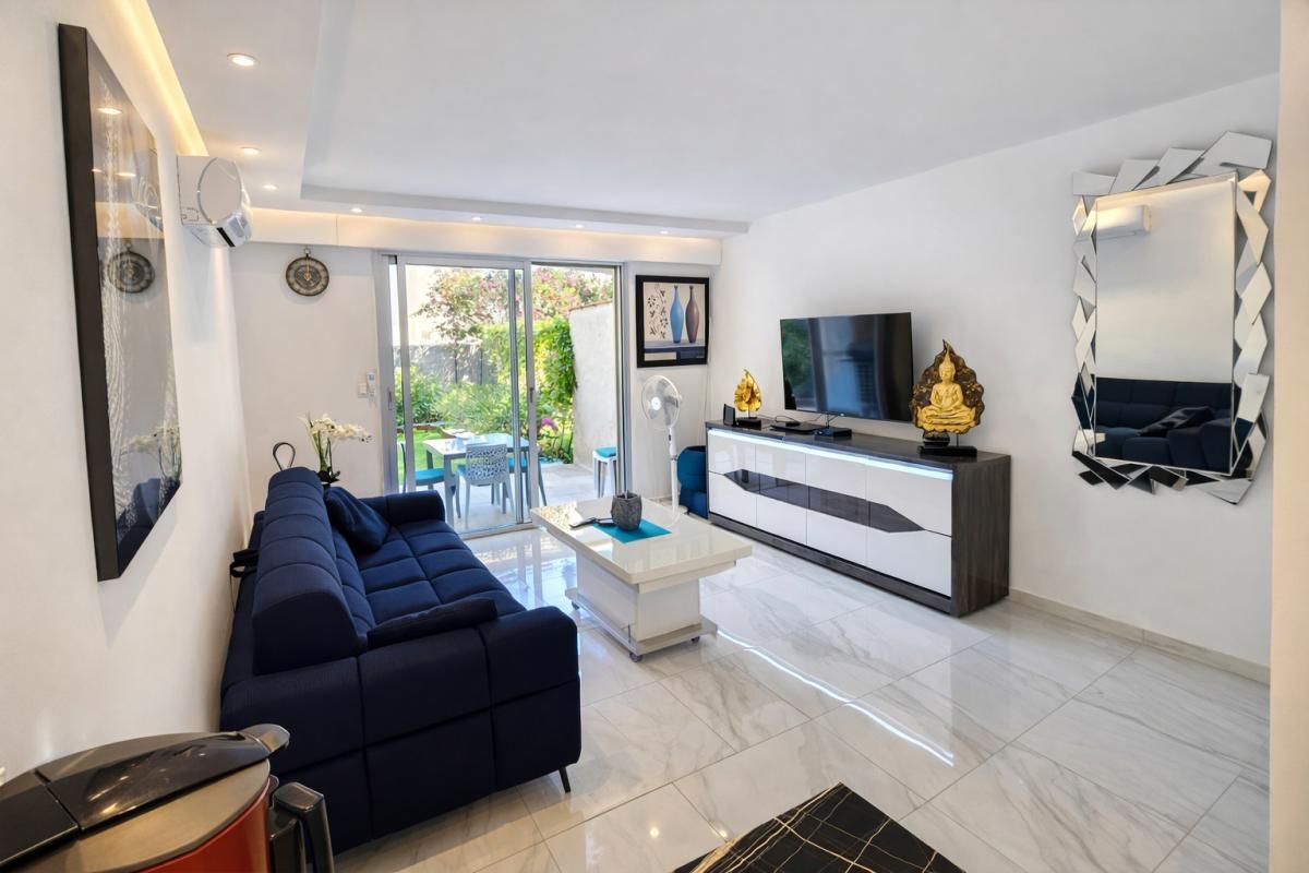 FREJUS Appartement Frejus 1 pièce(s) 34 m2 + garage 1