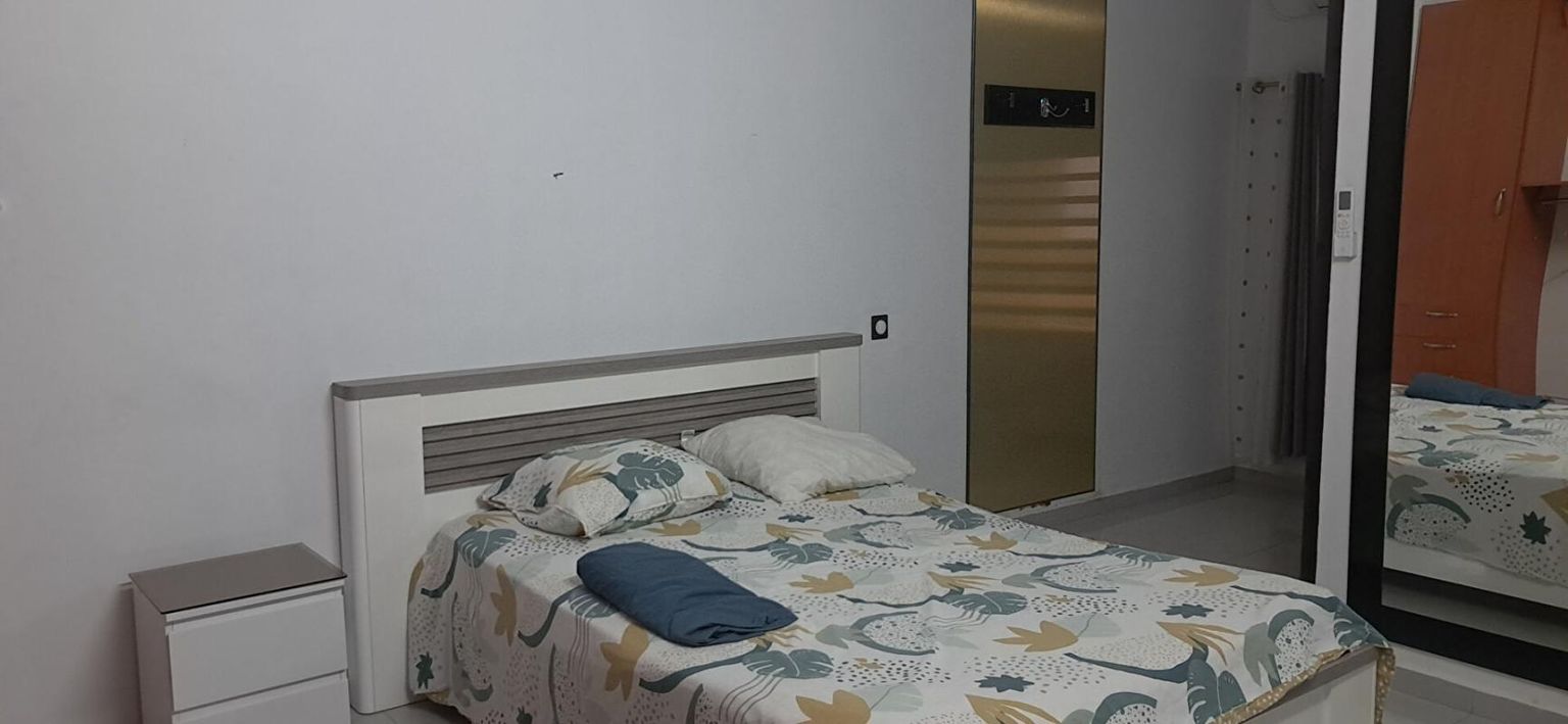 LES ABYMES Appartement T4 meublé de standing ? 3 chambres ? 1650  / mois 3