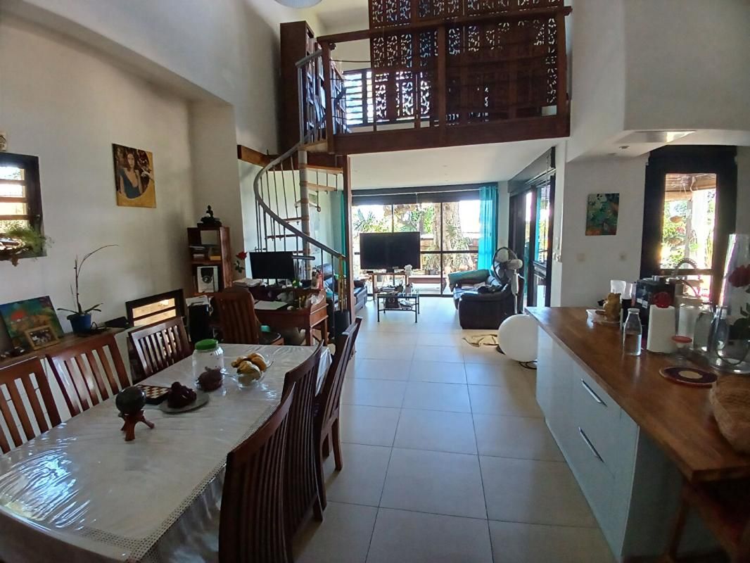 SAINT-PIERRE A vendre Charmante villa F4/5 de 133 m² sur terrain arboré de 600 m² 3