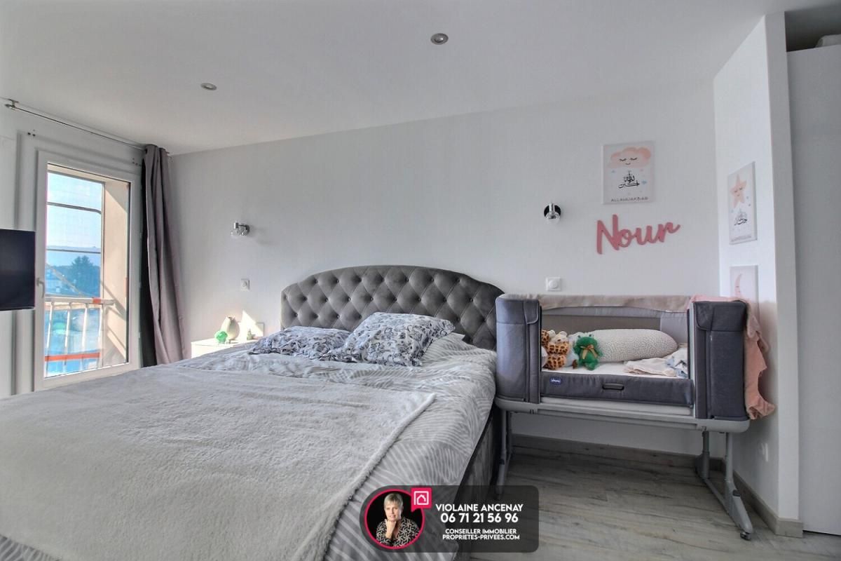 LA RAVOIRE Appartement La Ravoire 4 pièce(s) 97m2 avec cave et garage 4