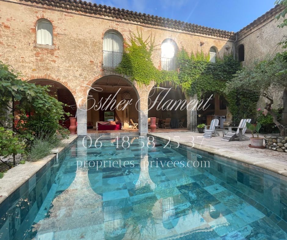 ANDUZE Demeure de prestige au style riad idéal exploitation 1