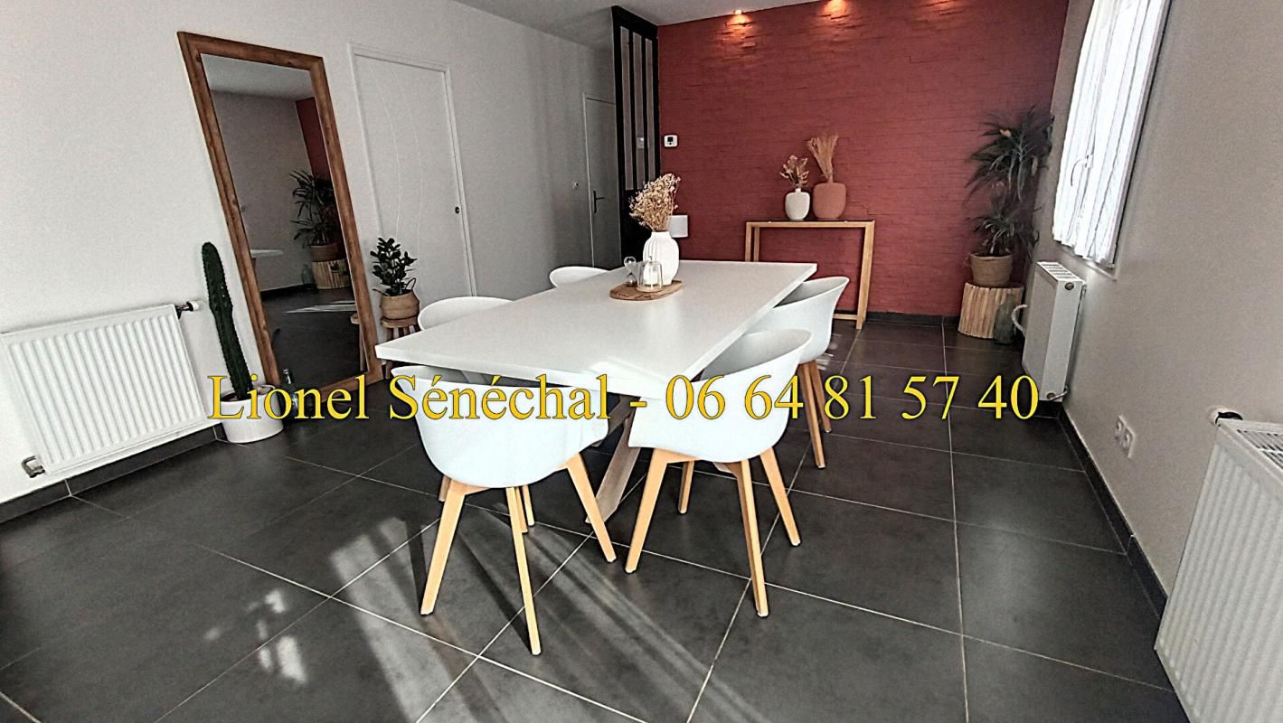 SAINT-SATURNIN Maison contemporaine lumineuse et peu énergivore de 6 pièces de 120 m2 sur une parcelle de plus de 500 m2 4