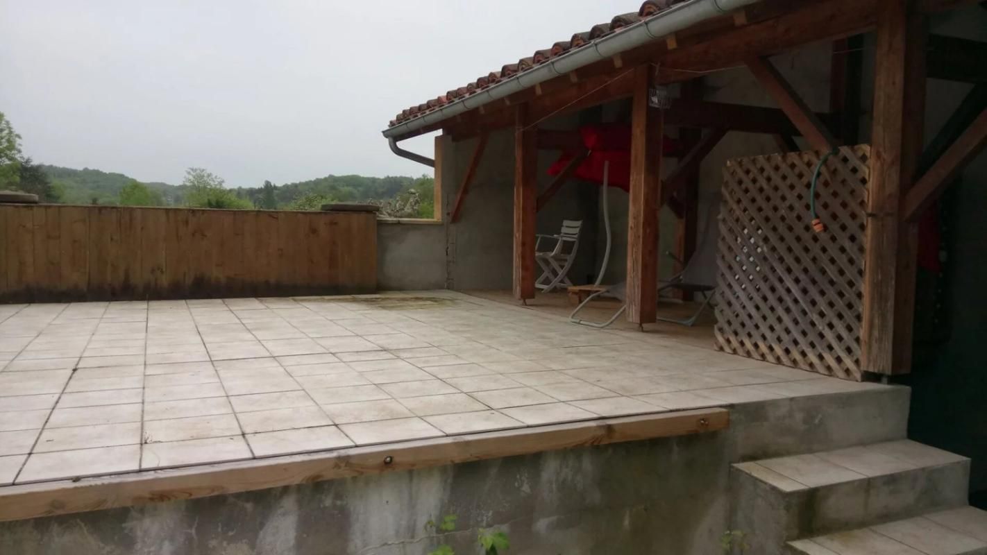 MASSEUBE Immeuble de rapport à Masseube ? 2 appartements + maison avec garage 4