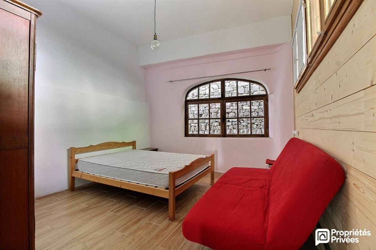 PONT-DE-LABEAUME Maison Pont De Labeaume 4 pièces 100 m² 2