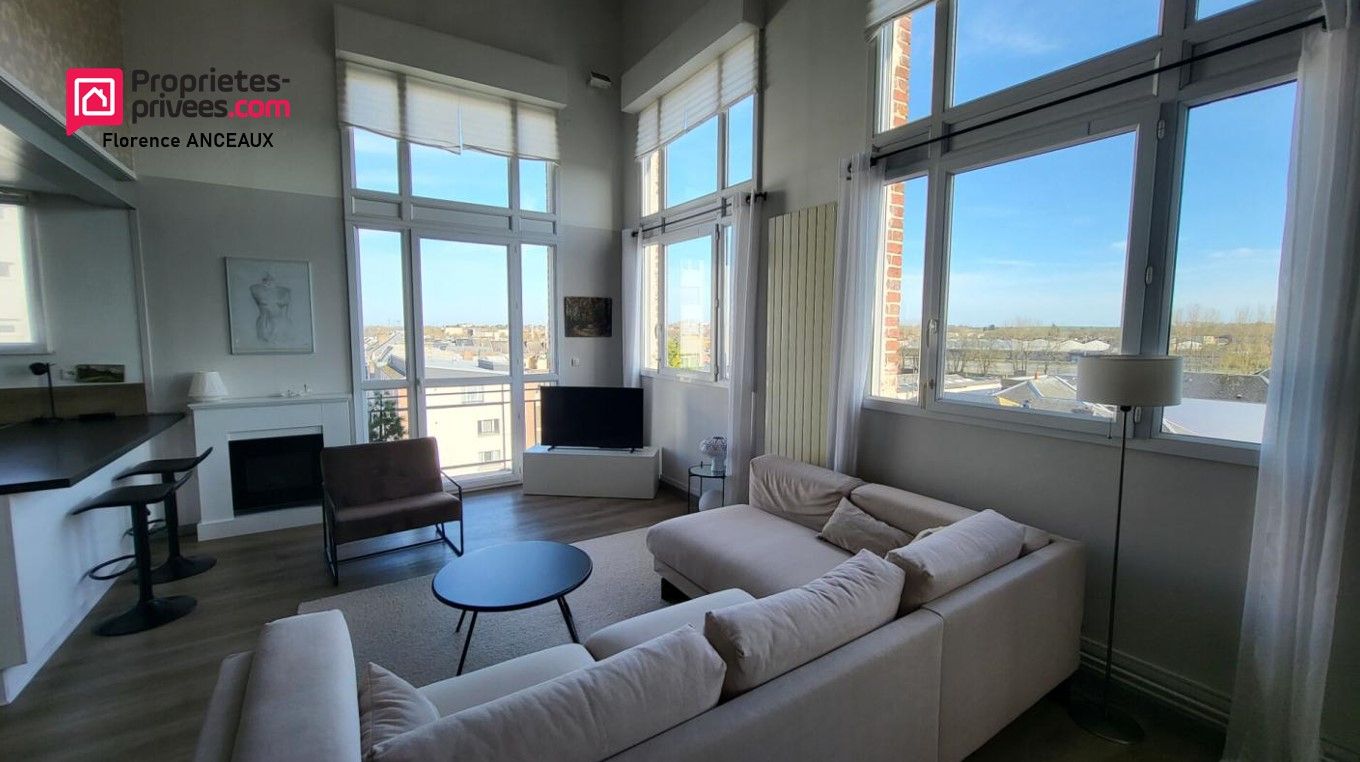 SAINT-QUENTIN LOFT EXCEPTIONNEL 4 CHAMBRES, TERRASSE, PARKING 2