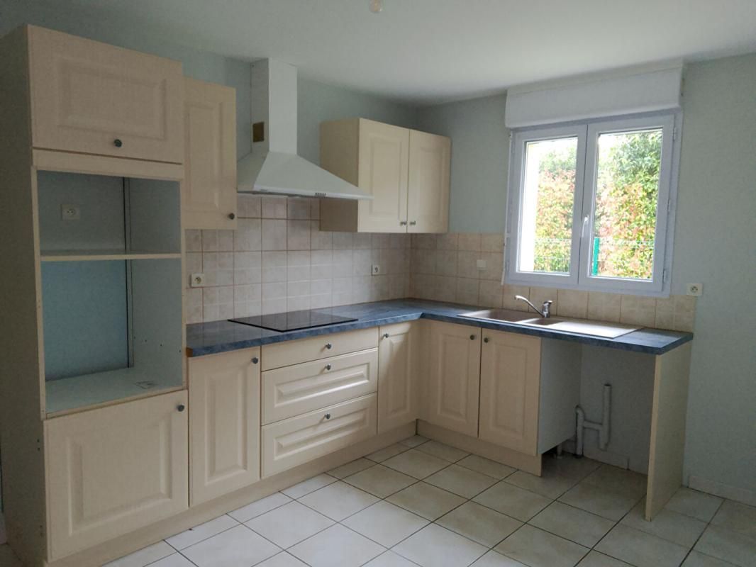 ROUILLAC Maison plain pied proche Rouillac 4 Ch, 105 m², Terrain 1000m² 3