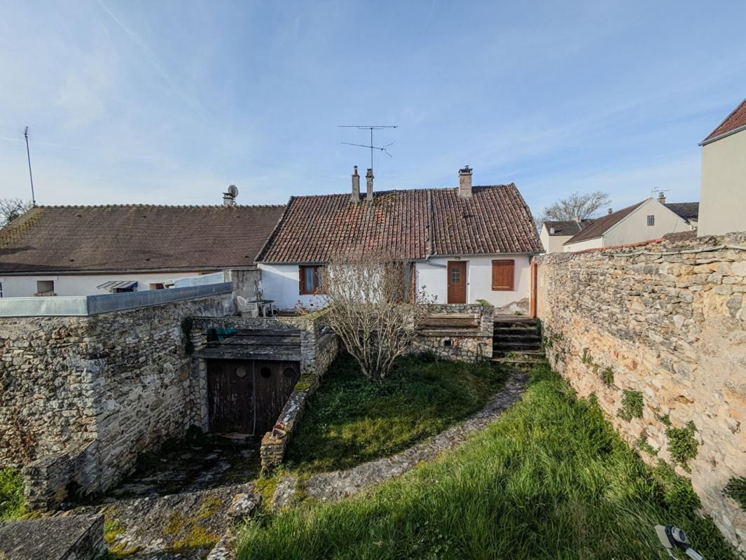 GUITRANCOURT EXCLUSIVITE PROPRIETES-PRIVEES - Maison de plain-pied sur Guitrancourt 1