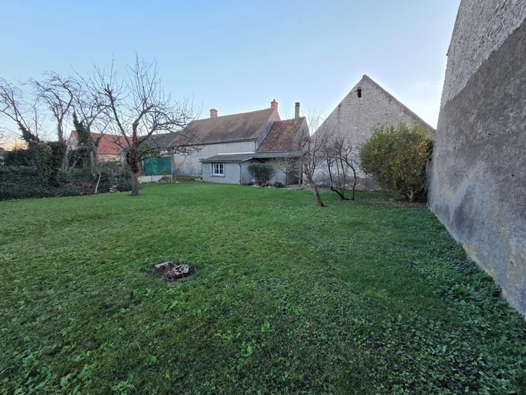 AUNEAU Maison 5 pièce(s) 120 m2 2