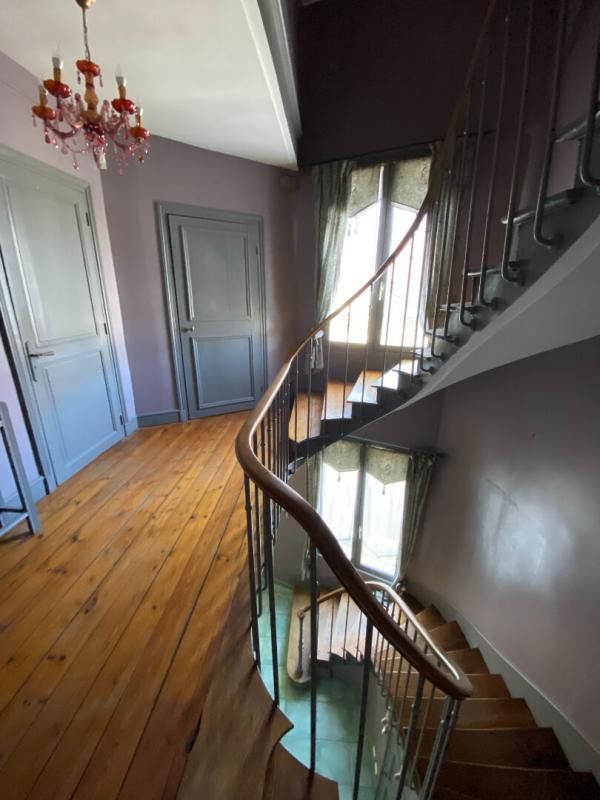 PONT-SAINTE-MAXENCE Maison 192m2 5 chambres 541m2 de terrain 4