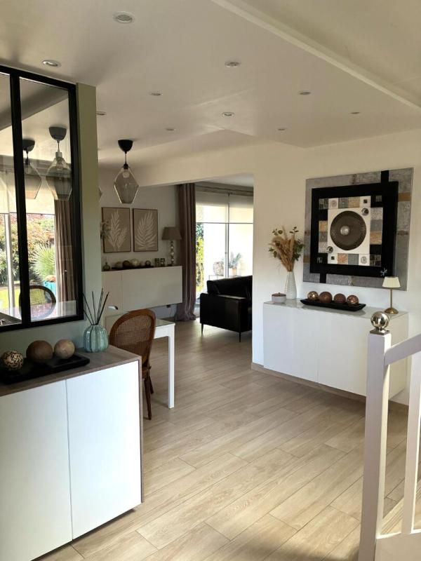 Maison familiale 6 chambres avec vie de plain-pied au calme en impasse