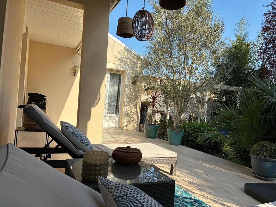 VERNEUIL-SUR-SEINE Maison familiale 6 chambres avec vie de plain-pied au calme en impasse 4