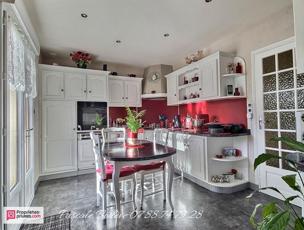 NOYANT Joli pavillon 4 chambres avec vie de plain-pied - NOYANT (49490) 3