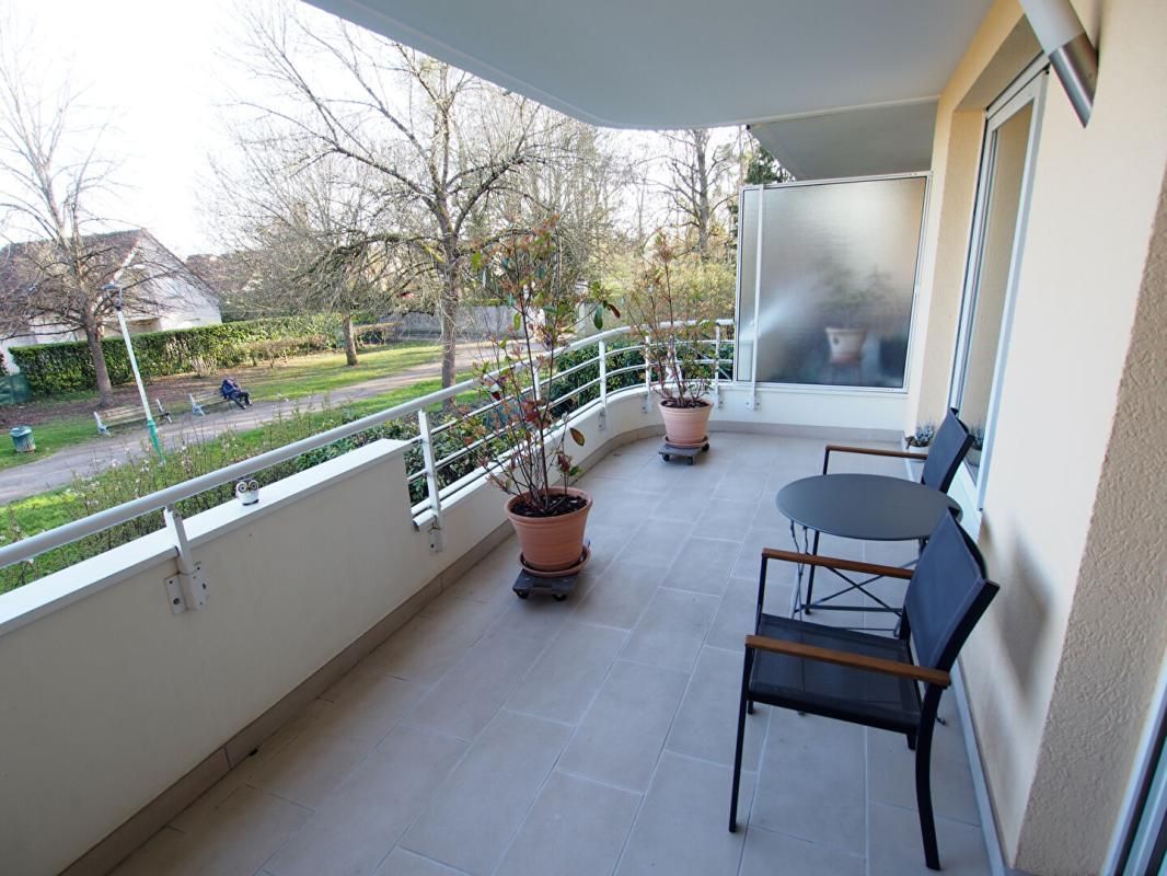 DIJON Appartement Dijon T3 65 m2 Toison d'or 2