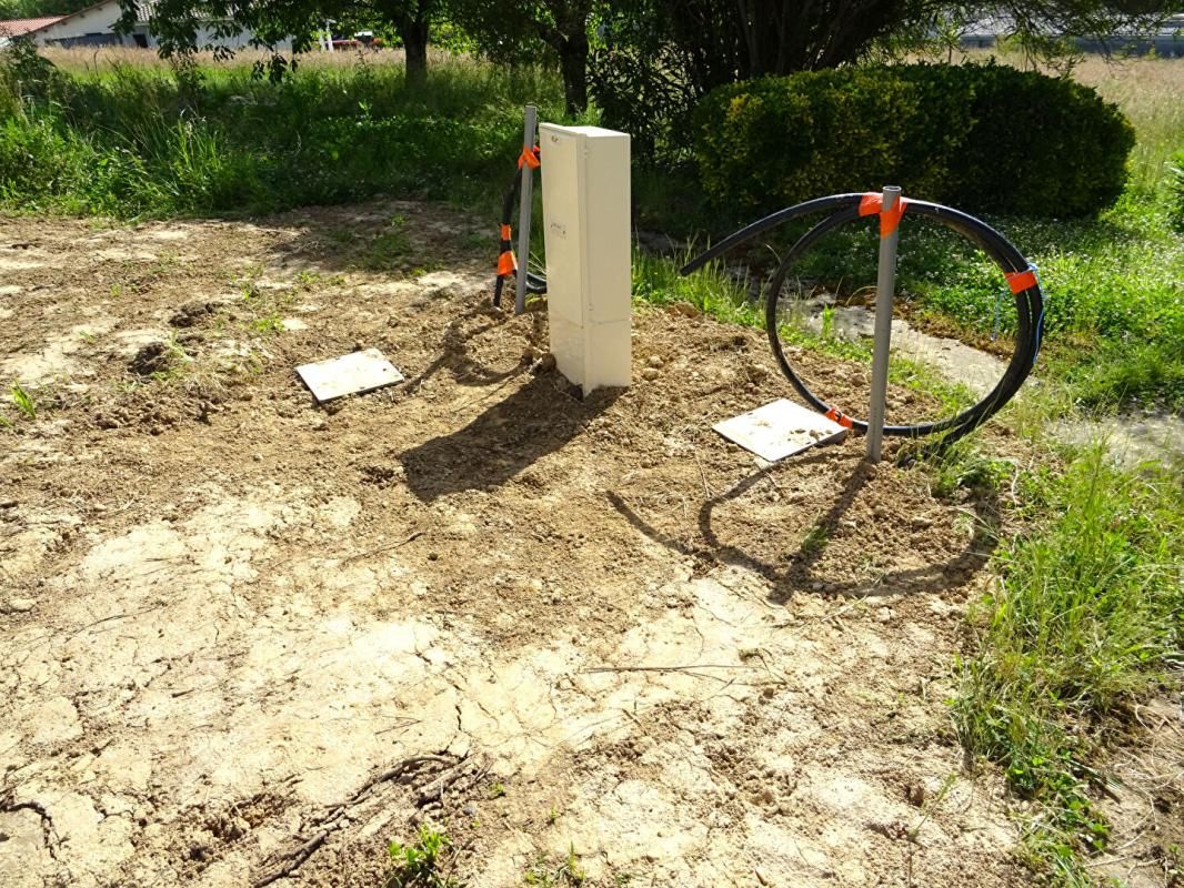 MUGRON Landes 40250 Mugron, terrain à bâtir viabilisé de 1 921 m² 1