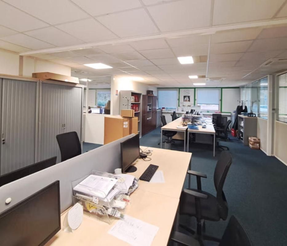 LABEGE LABÈGE -  BUREAUX & STOCKAGE (296 m²) 2