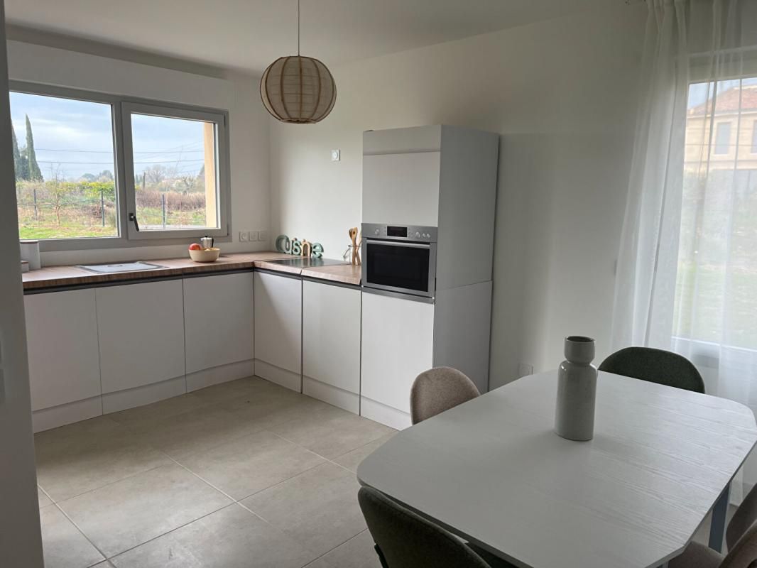 AIX-EN-PROVENCE Appartement Aix En Provence 4 pièce(s) 85.70 m2, avec jardin de 493m2 3