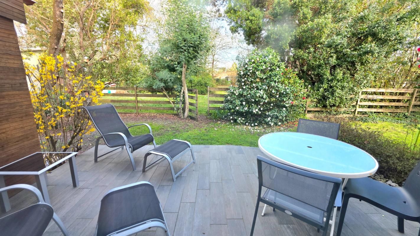 LE PIAN-MEDOC Maison Le Pian Medoc 4 pièce(s) 115 m2 4