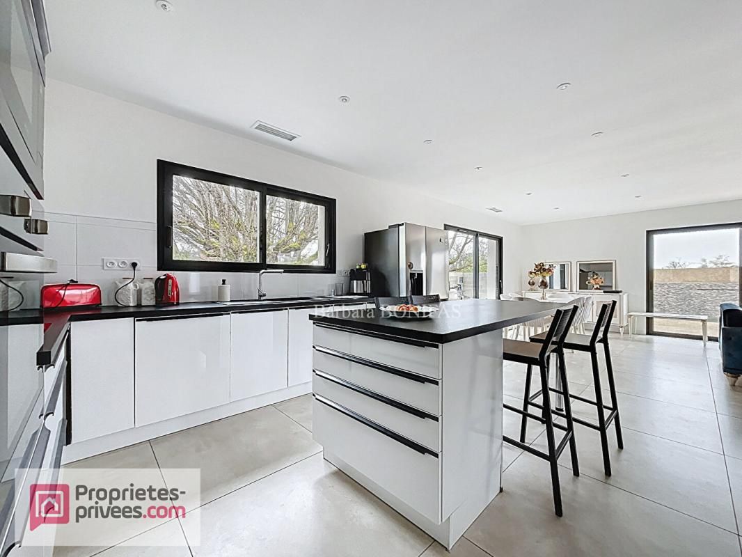 SAINT-SULPICE-LA-POINTE Maison Saint Sulpice La Pointe 4 pièces 124 m2 4