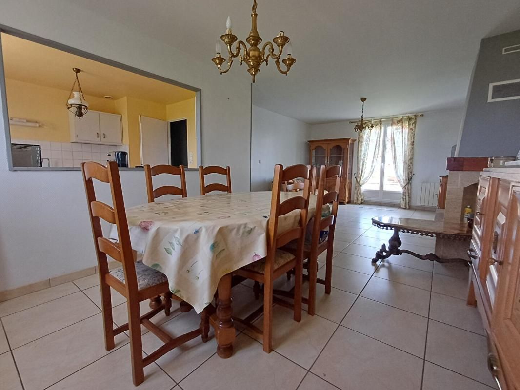 SARRY Sarry - maison indépendante de plain pied  4 pièces - 3 chambres - 88 m2 4