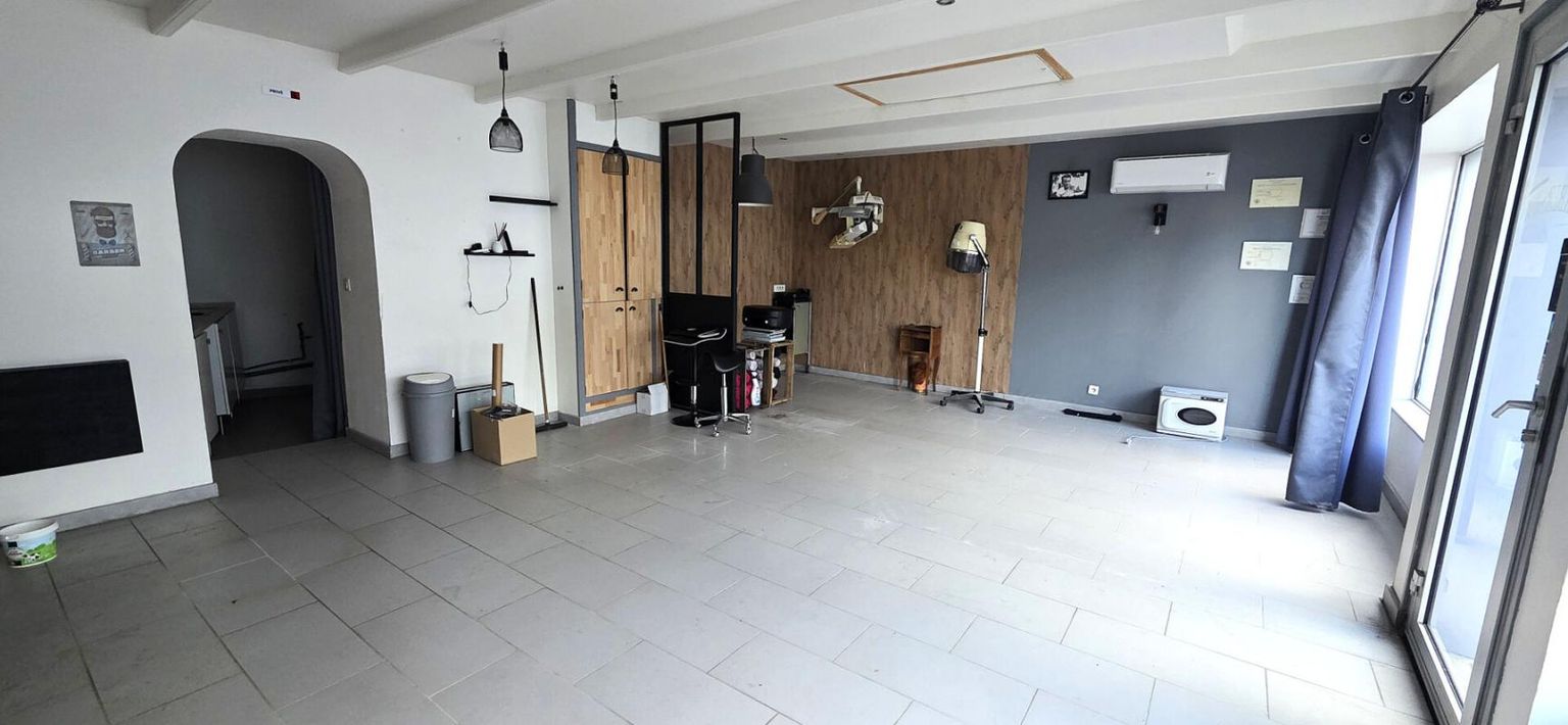 SAINT-NAZAIRE MONTOIR DE BRETAGNE - MURS COMMERCIAUX INDEPENDANTS 47 m² 2