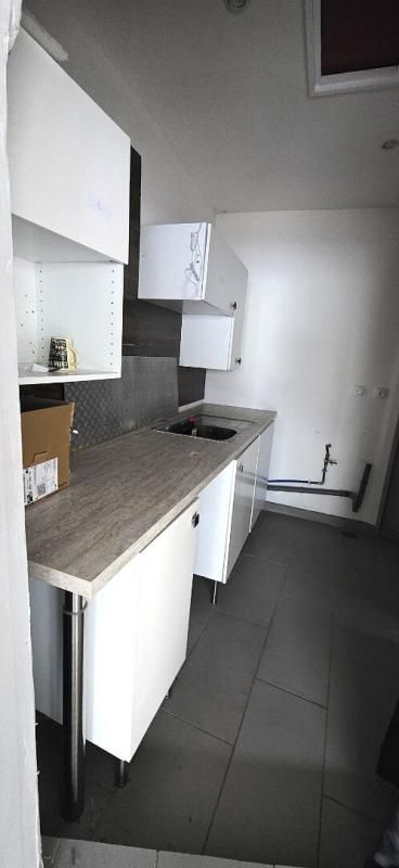 SAINT-NAZAIRE MONTOIR DE BRETAGNE - MURS COMMERCIAUX INDEPENDANTS 47 m² 3