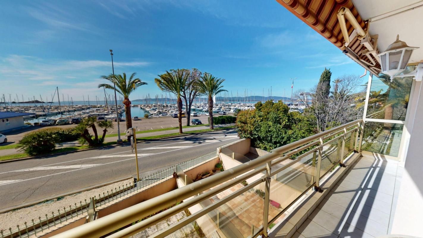 SAINT-RAPHAEL SAINT-RAPHAËL - SANTA LUCIA - APPARTEMENT 3 PIÈCES  71.47 m2 AVEC VUE MER ET PORT 2
