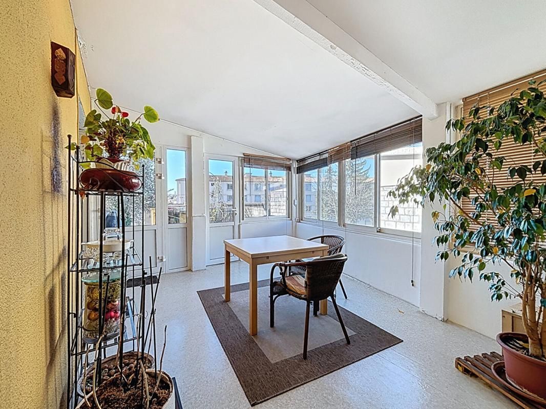 MANOSQUE Appartement Manosque 3 avec terrasse et garage 1