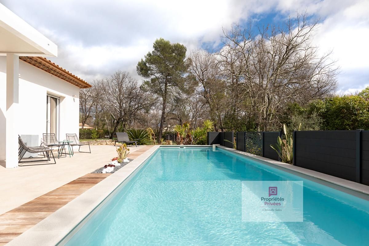 FAYENCE villa de plain-pied 4 pièces avec piscine proche fayence 2
