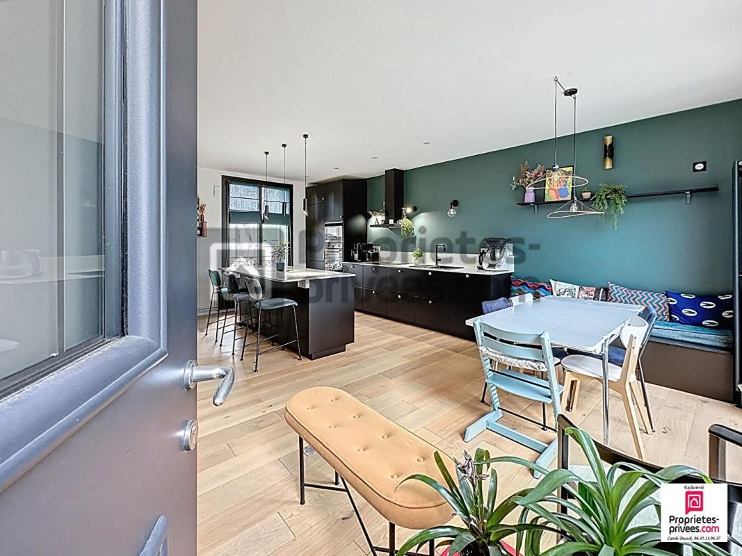 CRECY-LA-CHAPELLE Maison Crecy La Chapelle 6 pièces 148 m2 3