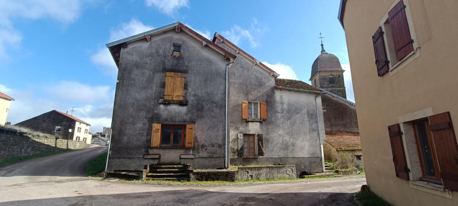 VILLERS-LES-LUXEUIL Maison 172.81 m2 et dépendances 3