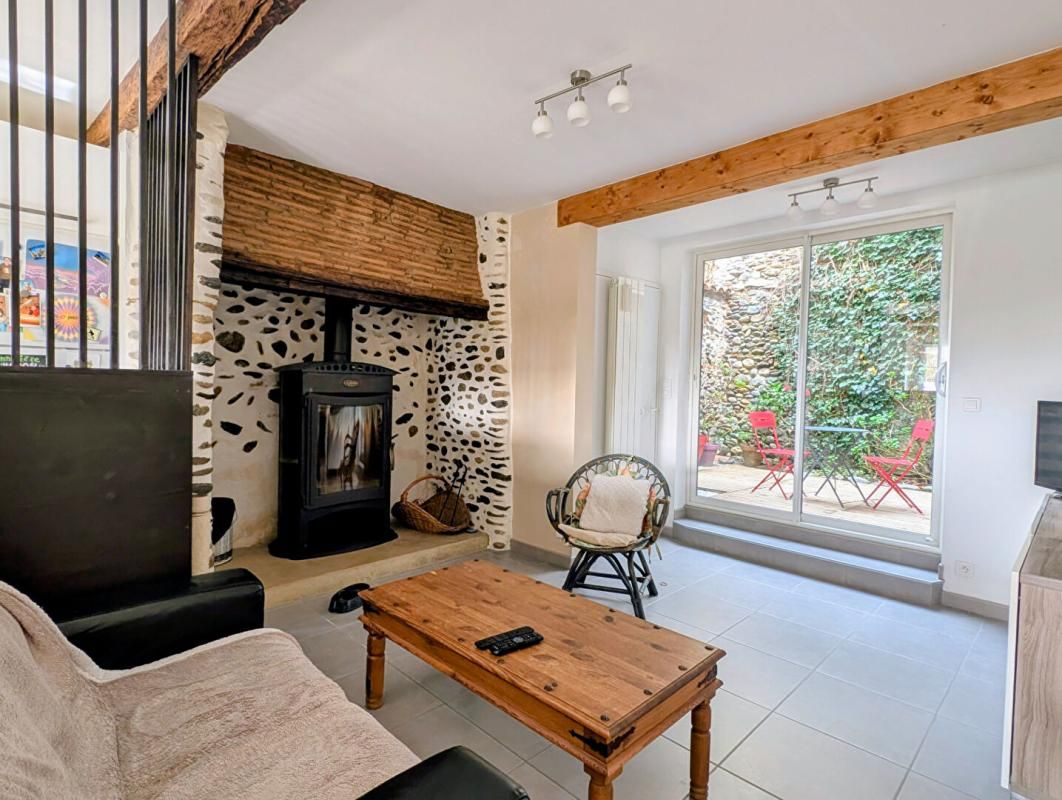 Couladère maison de village rénovée de 122 m2 avec annexes