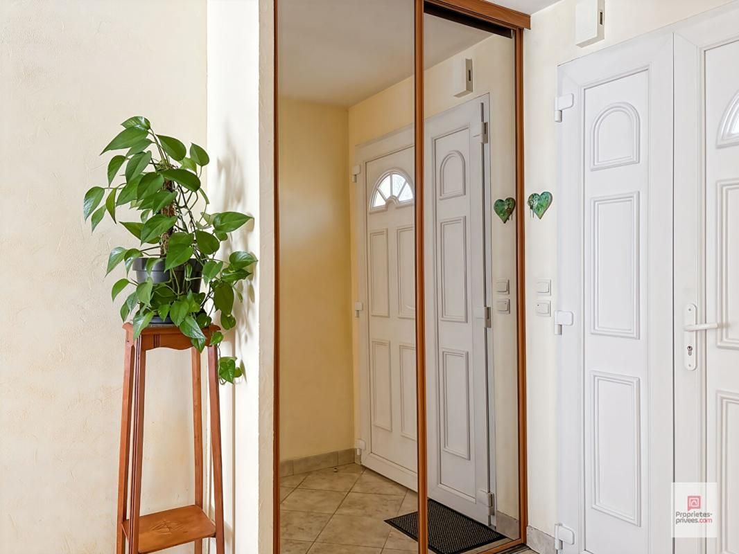 SABLE-SUR-SARTHE Maison Sable Sur Sarthe 6 pièce(s) 120.05 m2 4