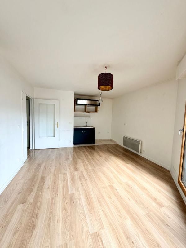 SAINT-OUEN Appartement Saint Ouen Sur Seine 2 pièce(s) 42.16 m2 3