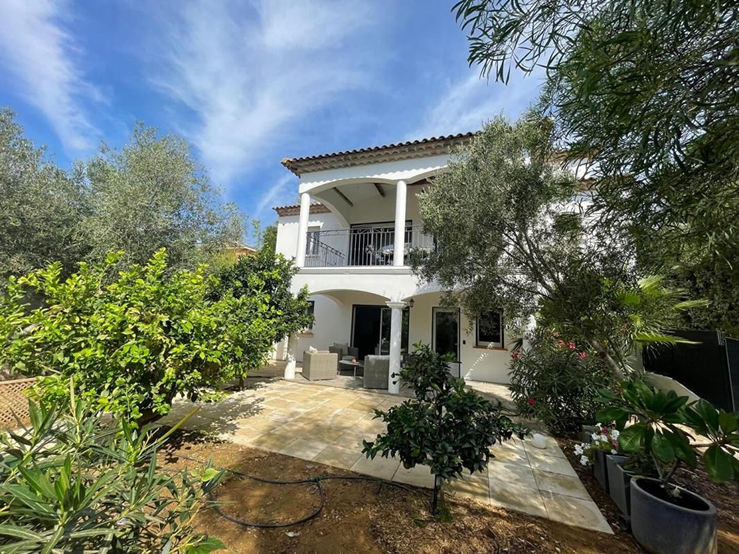 CAVALAIRE-SUR-MER MAISON PROPRIÉTÉ D'EXCEPTION À CAVALIÈRE 1229000 EUR 2