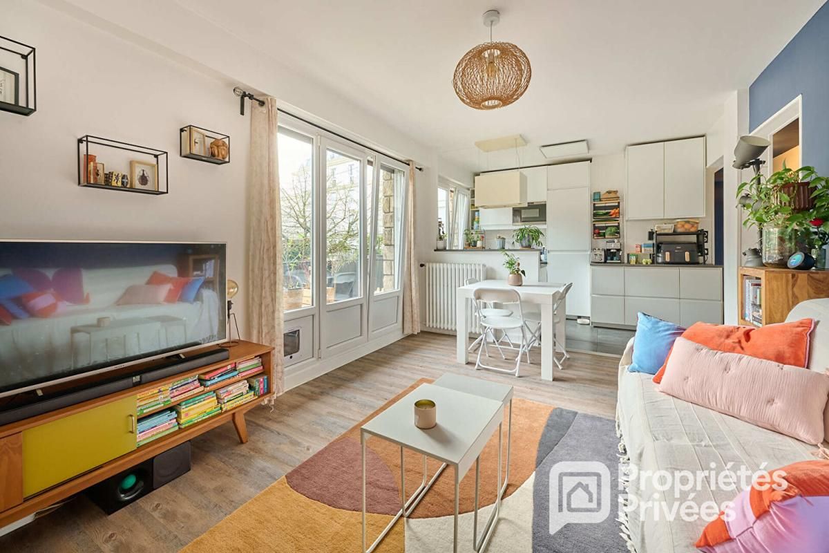 CLAMART Appartement 4 pièces, avec balcon, cave, parking 1