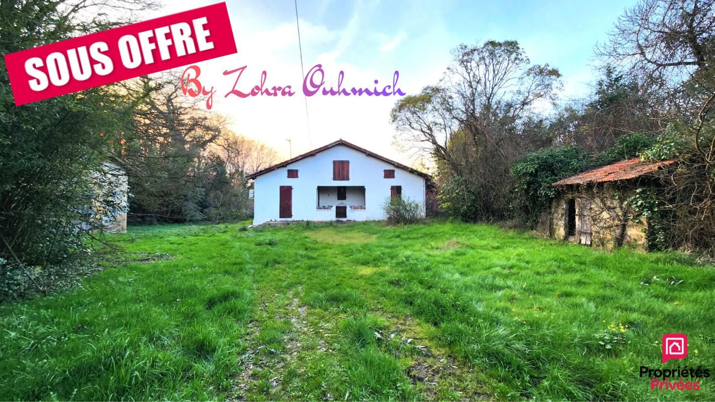 Maison Laurede 110 m²  + GRANGE + Terrain 4,9 hectares