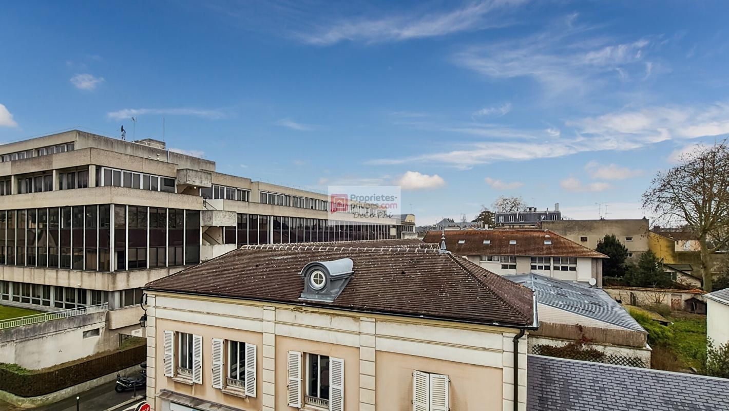 VERSAILLES Appartement  en TBE  3 pièces  60 m2  calme et vue dégagée 2
