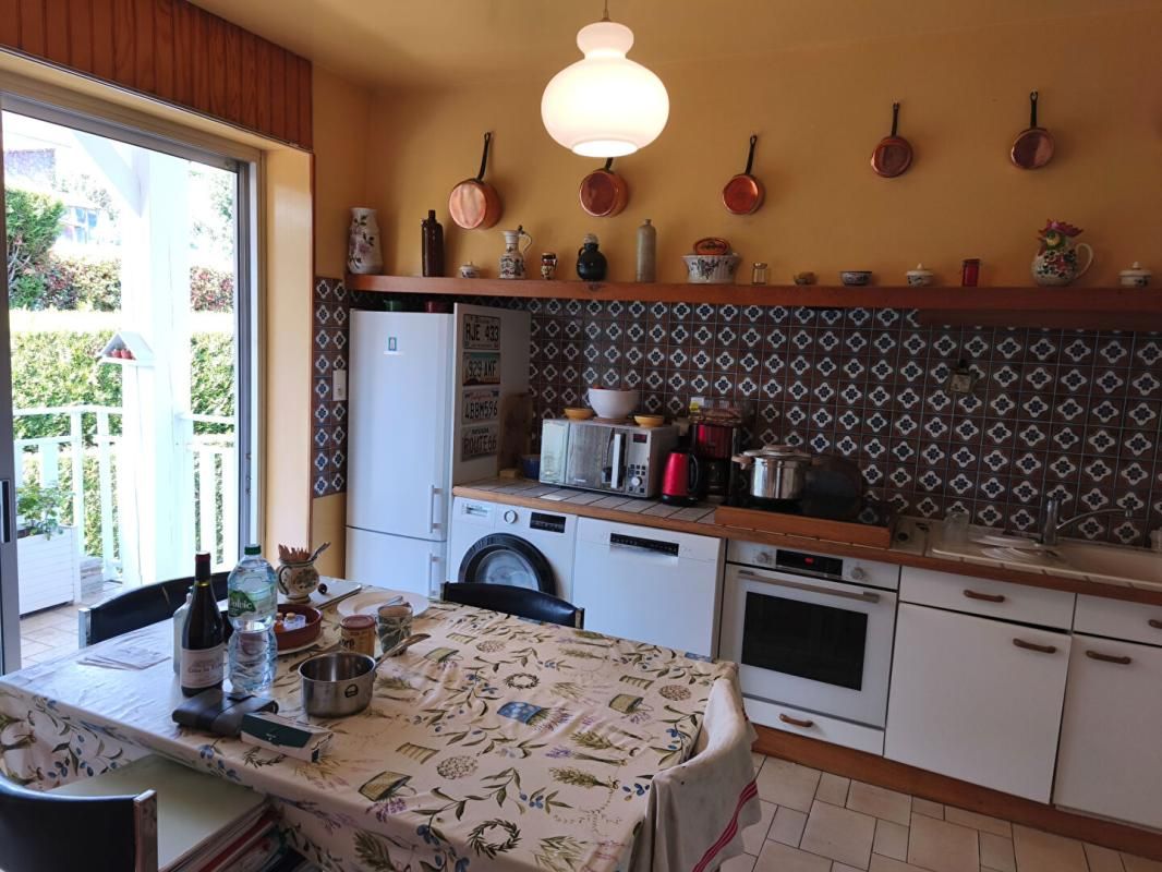 ROMAGNAT Maison d'architecte à Romagnat - 6 pièces -140 m² - Grand terrain 3
