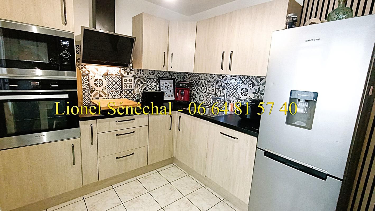 LE MANS Appartement au RDC avec 2 balcons 4 pièces de 76 m2 secteur Pontlieue avec un accès direct au bord de l' huisne 4