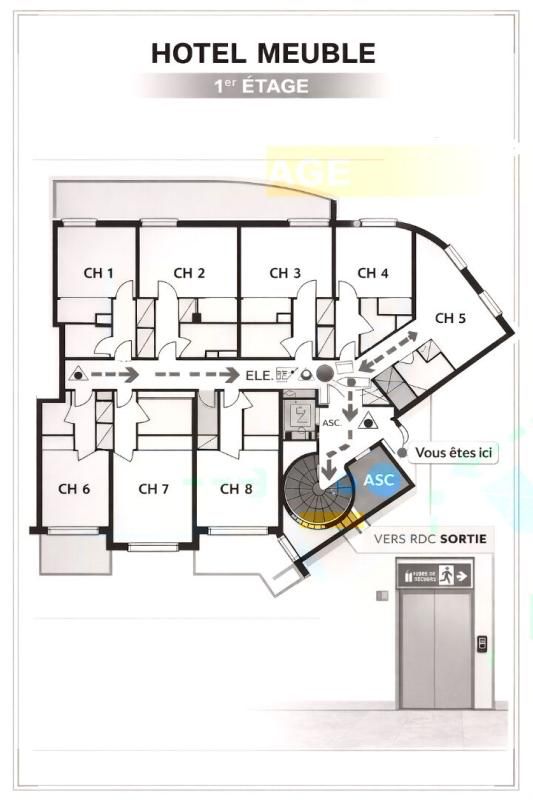 NICE Étage complet d'un immeuble Nice 8 studios avec balcons ou terrasses, total 150 m2 1