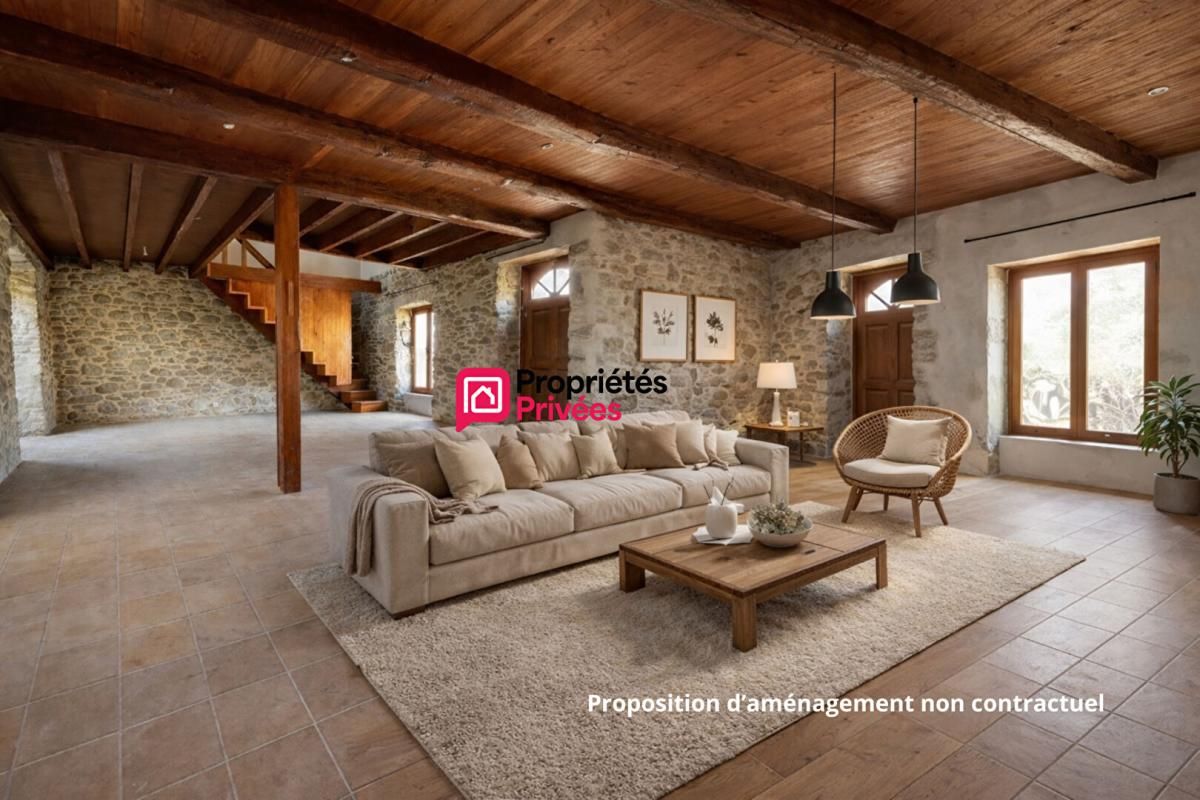 CHAPDES-BEAUFORT Maison de caractère en pierre à vendre Chapdes Beaufort de 120 m2 avec dépendances sur 960m² de terrain 4