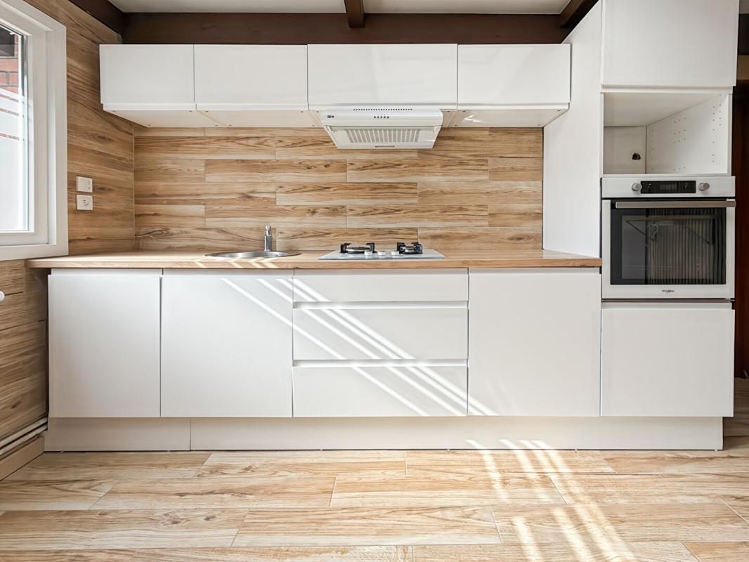 LA CHAPELLE-D'ARMENTIERES Maison 1