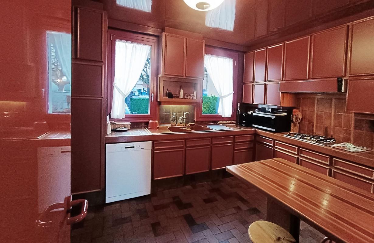 NEUILLY-PLAISANCE Maison Familiale Contemporaine 7 pièces 145m² Neuilly-Plaisance (93360) 3