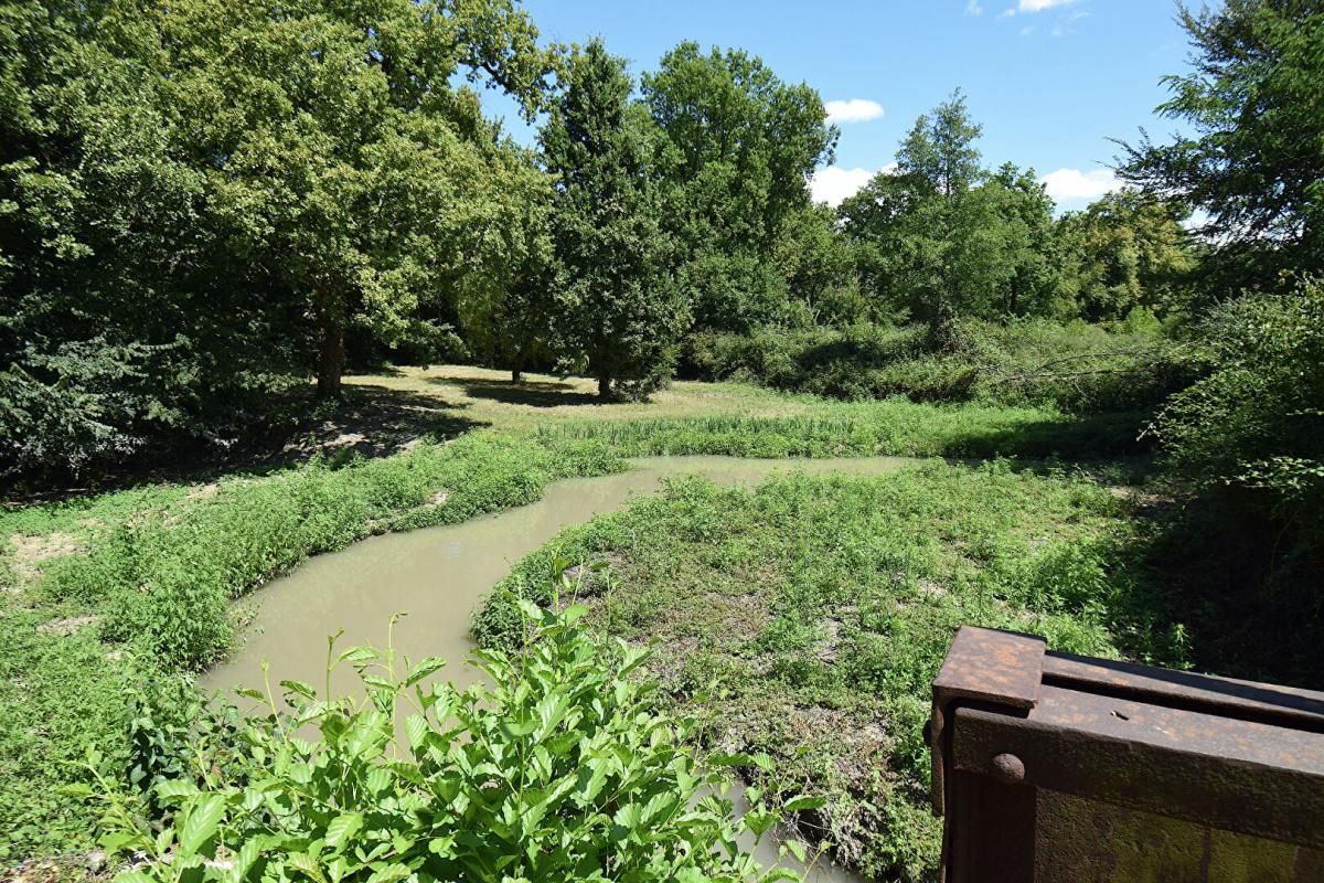 CASTELSARRASIN 82100, Castelsarrasin, Maison / Moulin restauré 7 pièces et 4 chambres 242 m², sur 1,5 hA de terrain agricole irrigué 1