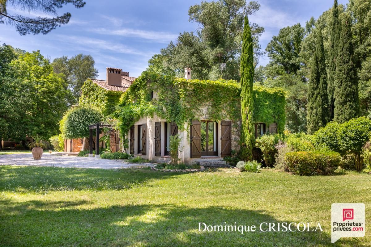 TOURVES Exclusivité : Propriété de caractère à TOURVES 3