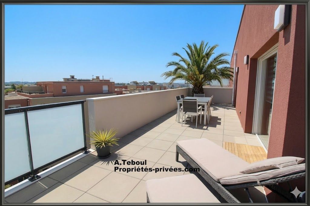 DERNIER ÉTAGE - T4 DE 91M² AVEC TERRASSE PLEIN CIEL DE 40m² - VILLEURBANNE (Limite Bron)