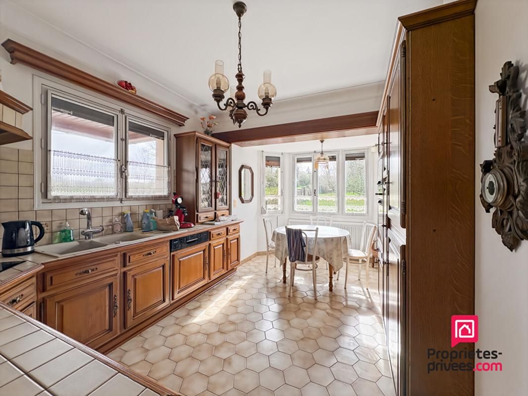 ROUVRAY Maison cossue Rouvray avec verger et grande dépendance 3