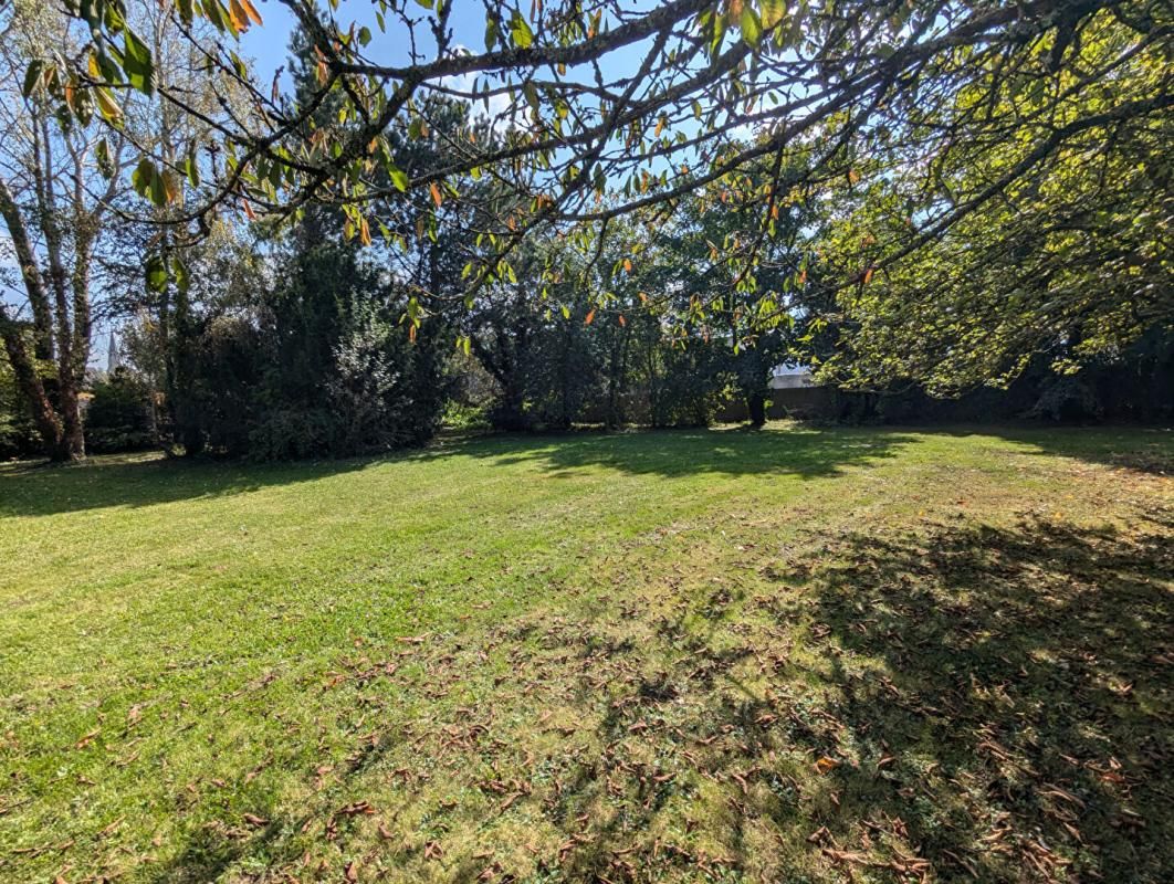 BOUVRON Terrain 1188M² 3