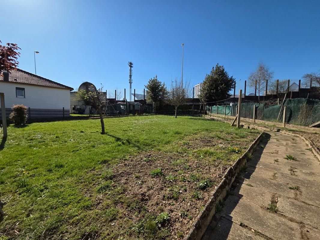 MANTES-LA-VILLE Maison Mantes La Ville 4 pièce(s) 75 m2 2