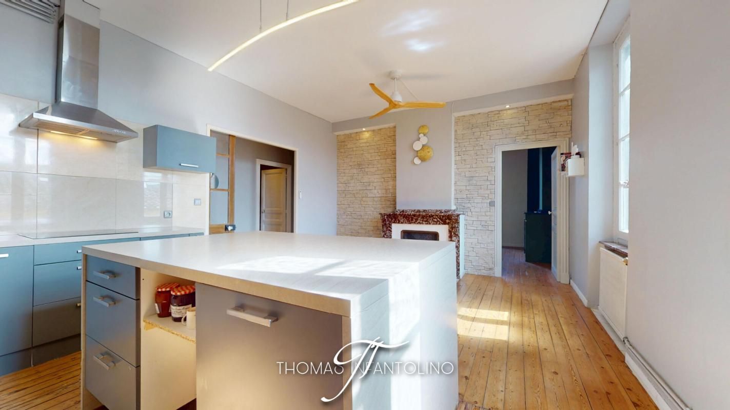 CARCASSONNE EN EXCLUSIVITE - CENTRE VILLE - 3 CHAMBRES - FAIBLE CHARGE - COPROPRIETE BENEVOLE 4